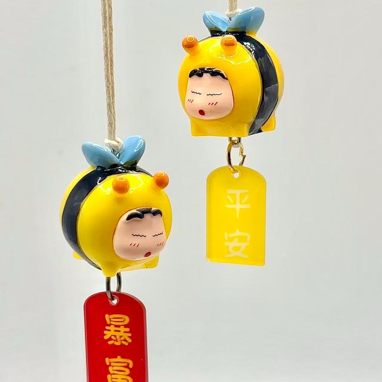 Crayon Shin-chan Bee Cosplay F - Car Accessories Hanging 评论和价格